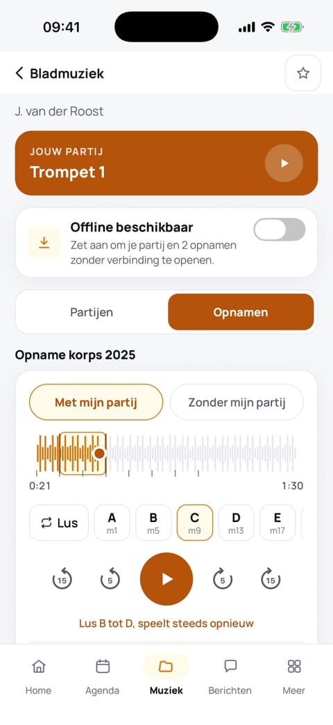 De oefenspeler in de app: golfvorm, repetitieletters en een lus